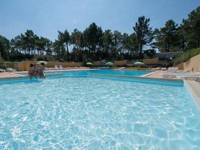 Cliquez pour découvrir toutes les photos de l'ÉTABLISSEMENT ! camping Domaine Des Pins photo 6