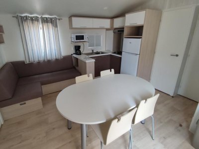 Cliquez pour découvrir toutes les photos de l'HÉBERGEMENT ! mobil-home - La Parée Du Both photo 4