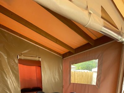 Cliquez pour découvrir toutes les photos de l'HÉBERGEMENT ! tente en toile et bois - La Parée Du Both photo 7