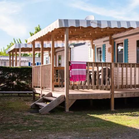 Cliquez pour découvrir toutes les photos de l'HÉBERGEMENT ! mobilhome - La Parée Du Both photo 2