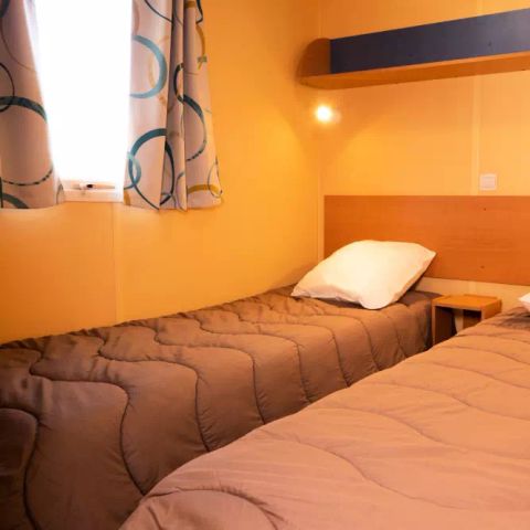 Cliquez pour découvrir toutes les photos de l'HÉBERGEMENT ! mobilhome - La Parée Du Both photo 5