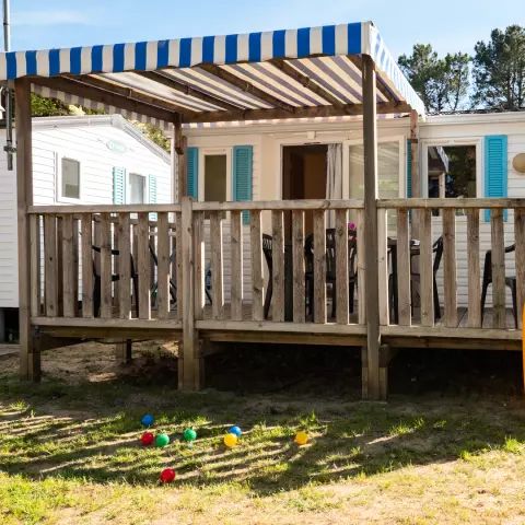 Cliquez pour découvrir toutes les photos de l'HÉBERGEMENT ! mobilhome - La Parée Du Both photo 2
