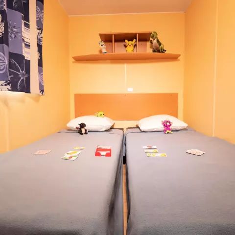 Cliquez pour découvrir toutes les photos de l'HÉBERGEMENT ! mobilhome - La Parée Du Both photo 4