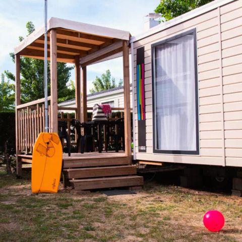 Cliquez pour découvrir toutes les photos de l'HÉBERGEMENT ! mobilhome - La Parée Du Both photo 2