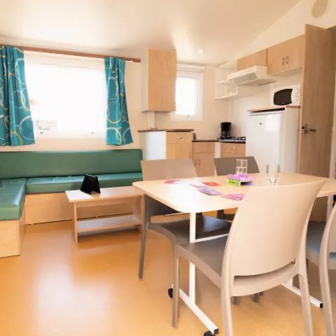Cliquez pour découvrir toutes les photos de l'HÉBERGEMENT ! mobilhome - La Parée Du Both photo 3