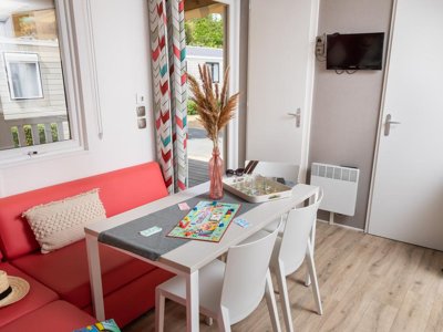 Cliquez pour découvrir toutes les photos de l'HÉBERGEMENT ! mobil-home - Domaine Des Salins photo 2