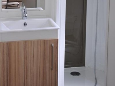 Cliquez pour découvrir toutes les photos de l'HÉBERGEMENT ! mobil-home - Domaine Des Salins photo 7