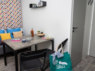 Cliquez pour découvrir toutes les photos de l'HÉBERGEMENT ! mobil-home - Domaine Des Salins photo 2
