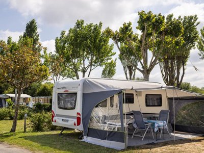 Cliquez pour découvrir toutes les photos de l'ÉTABLISSEMENT ! camping Domaine Des Salins photo 14