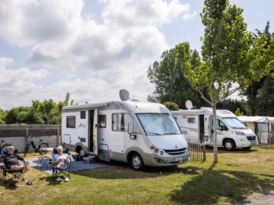 Cliquez pour découvrir toutes les photos de l'ÉTABLISSEMENT ! camping Domaine Des Salins photo 15