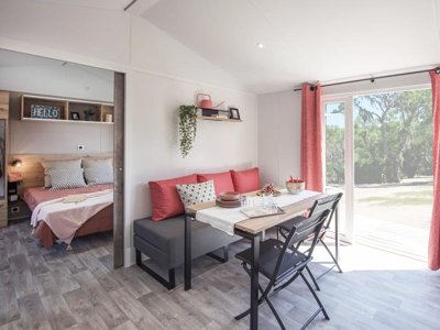 Cliquez pour découvrir toutes les photos de l'HÉBERGEMENT ! mobil-home - Domaine Des Salins photo 7