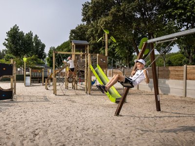 Cliquez pour découvrir toutes les photos de l'ÉTABLISSEMENT ! camping Domaine Des Salins photo 19