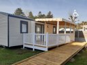 Camping Pas Cher vous présente avec son site Officiel campingpascher.fr, le Camping Domaine Des Salins classé 4 étoiles, situé sur la commune de Saint Hilaire De Riez dans le département Vendée (Pays De La Loire) en France. Le camping Domaine Des Salins vous propose un hébergement de type mobil-home de 30 m² (télévision). L'établissement vous propose 6 autres types d'hébergements. Découvrez tous nos séjours à petits prix dans la commune et aux alentours de Saint Hilaire De Riez du département : Vendée (Pays De La Loire). Les Avis clients pour le Camping Domaine Des Salins sont excellents avec une note moyenne de 8 sur 10. Piscine couverte, Piscine extérieure, Animations familiales, Club ados, Club enfants, Aire de jeux enfants, Canoë-kayak, Centre équestre, Court de tennis, Cyclisme, Golf, Parcours sportif, Ping-pong, Pétanque, Randonnée, Salle de jeux vidéo, Structure gonflable enfants, Terrain de badminton, Terrain multisports, Trampoline, Bar, Dépôt de pain, Plats à emporter, Snack/Bar, Supermarché, Épicerie,... En savoir plus : cliquez-ICI.