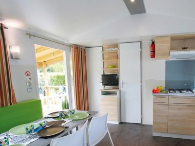 Cliquez pour découvrir toutes les photos de l'HÉBERGEMENT ! mobil-home - Riez à La Vie photo 2