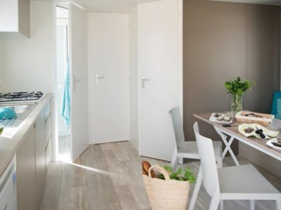 Cliquez pour découvrir toutes les photos de l'HÉBERGEMENT ! mobil-home - Riez à La Vie photo 2