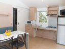 Cliquez pour découvrir toutes les photos de l'HÉBERGEMENT ! mobil-home - camping Riez à La Vie photo 2