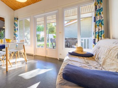 Cliquez pour découvrir toutes les photos de l'HÉBERGEMENT ! chalet - L'Abri Des Pins photo 2