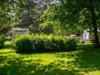 Cliquez pour découvrir toutes les photos de l'ÉTABLISSEMENT ! camping Des Bains photo 6