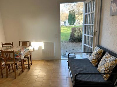 Cliquez pour découvrir toutes les photos de l'HÉBERGEMENT ! maison de campagne - Des Bains photo 6