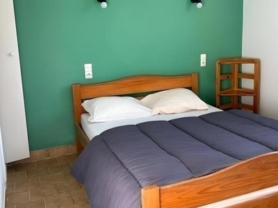 Cliquez pour découvrir toutes les photos de l'HÉBERGEMENT ! maison de campagne - Des Bains photo 7