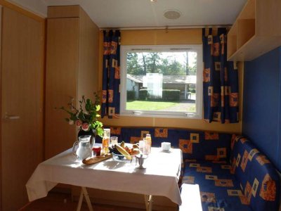 Cliquez pour découvrir toutes les photos de l'HÉBERGEMENT ! mobil-home - Des Bains photo 2