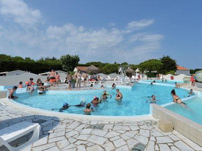 Cliquez pour découvrir toutes les photos de l'ÉTABLISSEMENT ! établissement La Parée Du Jonc photo 6