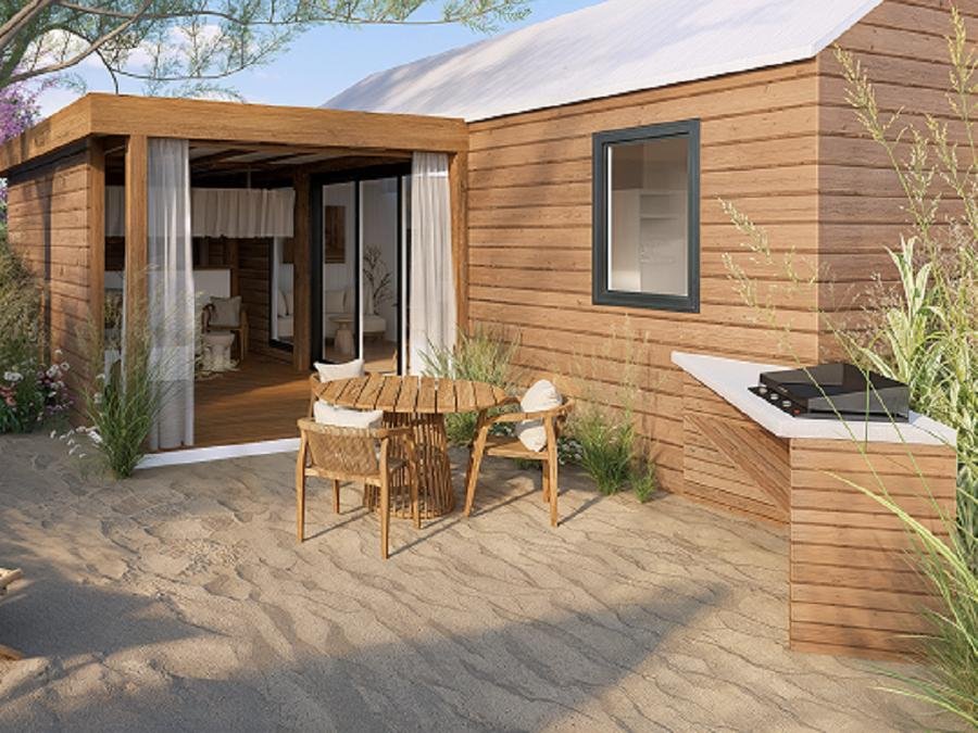 Camping Pas Cher vous présente avec son site Officiel campingpascher.fr, le Camping La Forêt classé 4 étoiles, situé sur la commune de Saint Jean De Monts dans le département Vendée (Pays De La Loire) en France. Le camping La Forêt, vous présente un hébergement de type villa de 33 m² pour 5 personnes et télévision. Le camping La Forêt vous propose du dimanche 13 septembre au dimanche 20 septembre 2026 pour 7 nuits à 640.2€. Cette location propose 26 dates différentes pour réserver votre séjour. Découvrez également les 7 autres gammes d'hébergements du camping. Les Avis clients pour le Camping La Forêt sont de 7 sur 10. Mer, Piscine chauffée, Piscine extérieure, Animation enfants, Aire de jeux enfants, Canoë-kayak, Centre équestre, Court de tennis, Cyclisme, Golf, Ping-pong, Piscine, Planche à voile, Pétanque, Randonnée, Salle de jeux vidéo, Bar, Dépôt de pain, Pizzeria, Plats à emporter, Snack/Bar, Épicerie,... En savoir plus : cliquez-ICI.