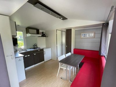 Cliquez pour découvrir toutes les photos de l'HÉBERGEMENT ! mobil-home - La Forêt photo 2