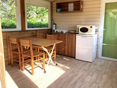Cliquez pour découvrir toutes les photos de l'HÉBERGEMENT ! bungalow - Plein Sud photo 2