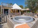 Cliquez pour découvrir toutes les photos de l'HÉBERGEMENT ! chalet - camping Village De La Guyonniere photo 2
