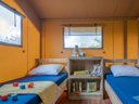 Cliquez pour découvrir toutes les photos de l'HÉBERGEMENT ! tente en toile et bois - camping Village De La Guyonniere photo 4