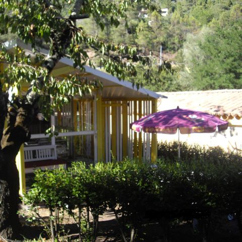 Cliquez pour découvrir toutes les photos de l'HÉBERGEMENT ! chalet - L'Orée Des Cévennes photo 1