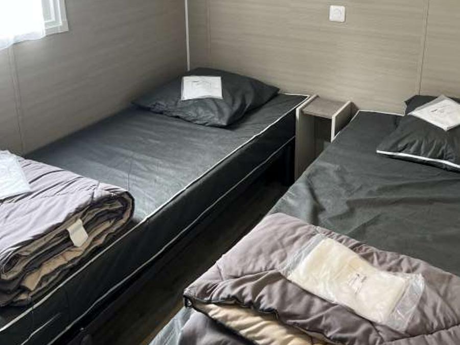 Cliquez pour découvrir toutes les photos de l'HÉBERGEMENT ! mobil-home - Le Lizot photo 4