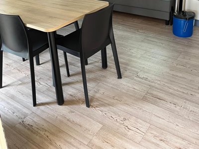 Cliquez pour découvrir toutes les photos de l'HÉBERGEMENT ! mobil-home - Le Lizot photo 2