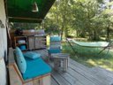 Cliquez pour découvrir toutes les photos de l'HÉBERGEMENT ! tente en toile et bois - camping La Fougeraie photo 3