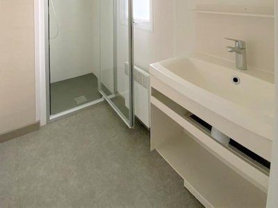 Cliquez pour découvrir toutes les photos de l'HÉBERGEMENT ! mobil-home - CAMPING DU PRE DES MOINES photo 4