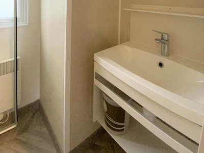 Cliquez pour découvrir toutes les photos de l'HÉBERGEMENT ! mobil-home - CAMPING DU PRE DES MOINES photo 7