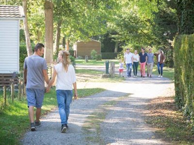 Cliquez pour découvrir toutes les photos de l'ÉTABLISSEMENT ! camping CAMPING DU PRE DES MOINES photo 4