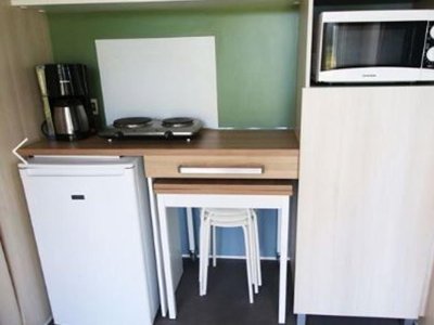 Cliquez pour découvrir toutes les photos de l'HÉBERGEMENT ! hébergement insolite - Les Maraises photo 2