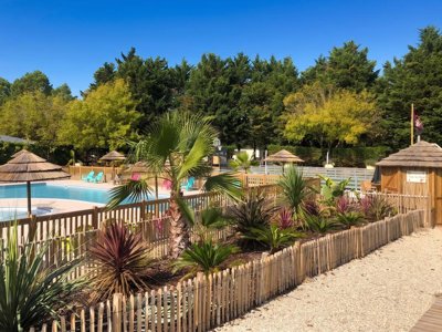 Cliquez pour découvrir toutes les photos de l'ÉTABLISSEMENT ! camping Les Maraises photo 2