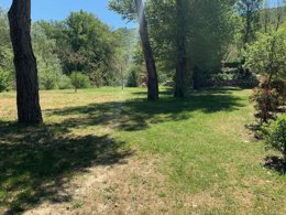 Camping Pas Cher vous présente avec son site Officiel campingpascher.fr, le Camping Flower La Rivière classé 3 étoiles, situé sur la commune de Saint Maime dans le département Alpes-de-haute-provence (Provence Alpes Côte D'azur) en France. Le camping Flower La Rivière, vous présente un hébergement de type mobil-home de 40 m² avec climatisation et télévision. Le camping Flower La Rivière vous propose du mardi 07 avril au mardi 14 avril 2026 pour 7 nuits à 651€. Cette location propose 143 dates différentes pour réserver votre séjour. Découvrez également les 15 autres gammes d'hébergements du camping. Les Avis clients pour le Camping Flower La Rivière sont de 7 sur 10. LacÉtang, Piscine extérieure, Animation ados, Animation enfants, Animations familiales, Aire de jeux enfants, Centre équestre, Court de tennis, Golf, Ping-pong, Plongée, Pétanque, Randonnée, Salle de fitness, Terrain de football, Terrain multisports, Bar, Boulangerie, Bureau de tabac, Dépôt de pain, Pizzeria, Plats à emporter, Snack/Bar, Supermarché, Épicerie,... En savoir plus : cliquez-ICI.