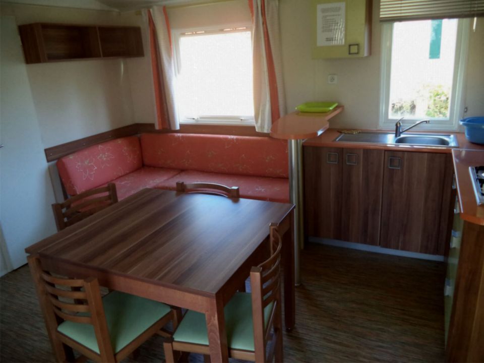 Cliquez pour découvrir toutes les photos de l'HÉBERGEMENT ! mobil-home - Le Du Cros D'Auzon photo 2