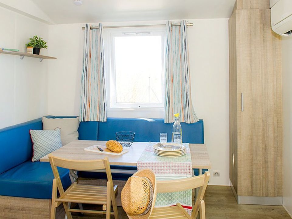 Cliquez pour découvrir toutes les photos de l'HÉBERGEMENT ! mobil-home - Le Du Cros D'Auzon photo 3