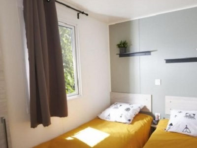 Cliquez pour découvrir toutes les photos de l'HÉBERGEMENT ! mobil-home - Le Sous Bois photo 4