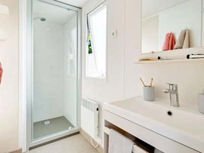 Cliquez pour découvrir toutes les photos de l'HÉBERGEMENT ! mobil-home - Le Logis photo 5