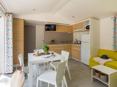 Cliquez pour découvrir toutes les photos de l'HÉBERGEMENT ! mobil-home - Le Logis photo 2