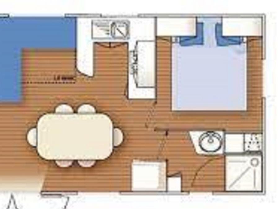 Camping Pas Cher vous présente avec son site Officiel campingpascher.fr, le Camping Paradis L'Ile De Kernodet classé 4 étoiles, situé sur la commune de Saint Molf dans le département Loire-atlantique (Pays De La Loire) en France. Le camping Paradis L'Ile De Kernodet vous propose un hébergement de type mobil-home de 31 m² (télévision). L'établissement vous propose 24 autres types d'hébergements. Découvrez tous nos séjours à petits prix dans la commune et aux alentours de Saint Molf du département : Loire-atlantique (Pays De La Loire). Les Avis clients pour le Camping Paradis L'Ile De Kernodet sont excellents avec une note moyenne de 8 sur 10. Piscine chauffée, Piscine couverte, Animations familiales, Club enfants, Aire de jeux enfants, Baby-foot, Cyclisme, Ping-pong, Piscine, Pétanque, Randonnée, Terrain multisports, Bar, Snack/Bar,... En savoir plus : cliquez-ICI.