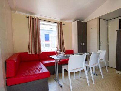 Cliquez pour découvrir toutes les photos de l'HÉBERGEMENT ! mobil-home - Flower L'Abri-Côtier photo 8