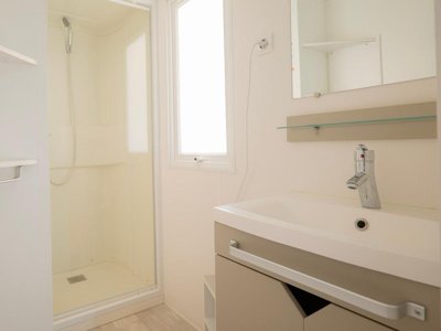 Cliquez pour découvrir toutes les photos de l'HÉBERGEMENT ! mobil-home - Le Parc photo 7