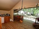 Cliquez pour découvrir toutes les photos de l'HÉBERGEMENT ! tente en toile et bois - camping Le Parc photo 2